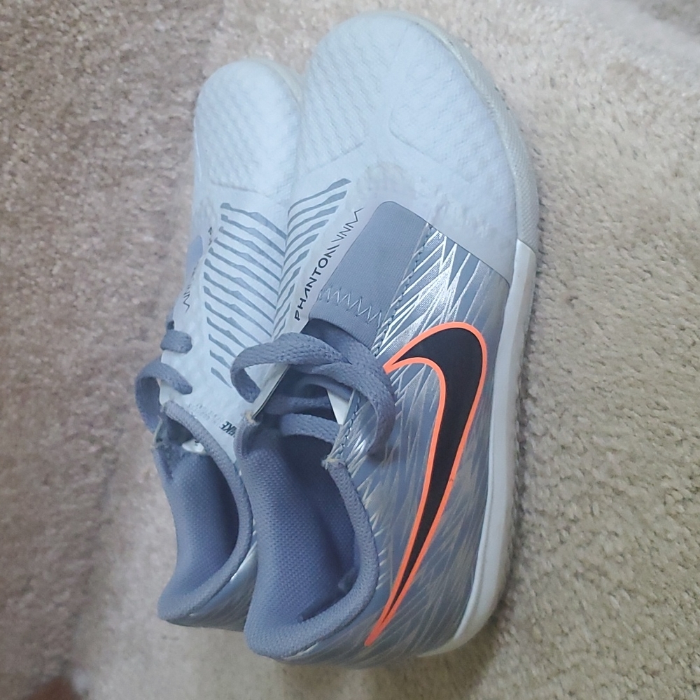 Boys Nike Sneakers